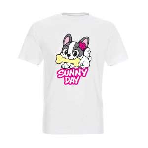 Тениска с принт на френч булдогче с розова панделка и кост, с надпис "Sunny Day" в розово, на бял фон